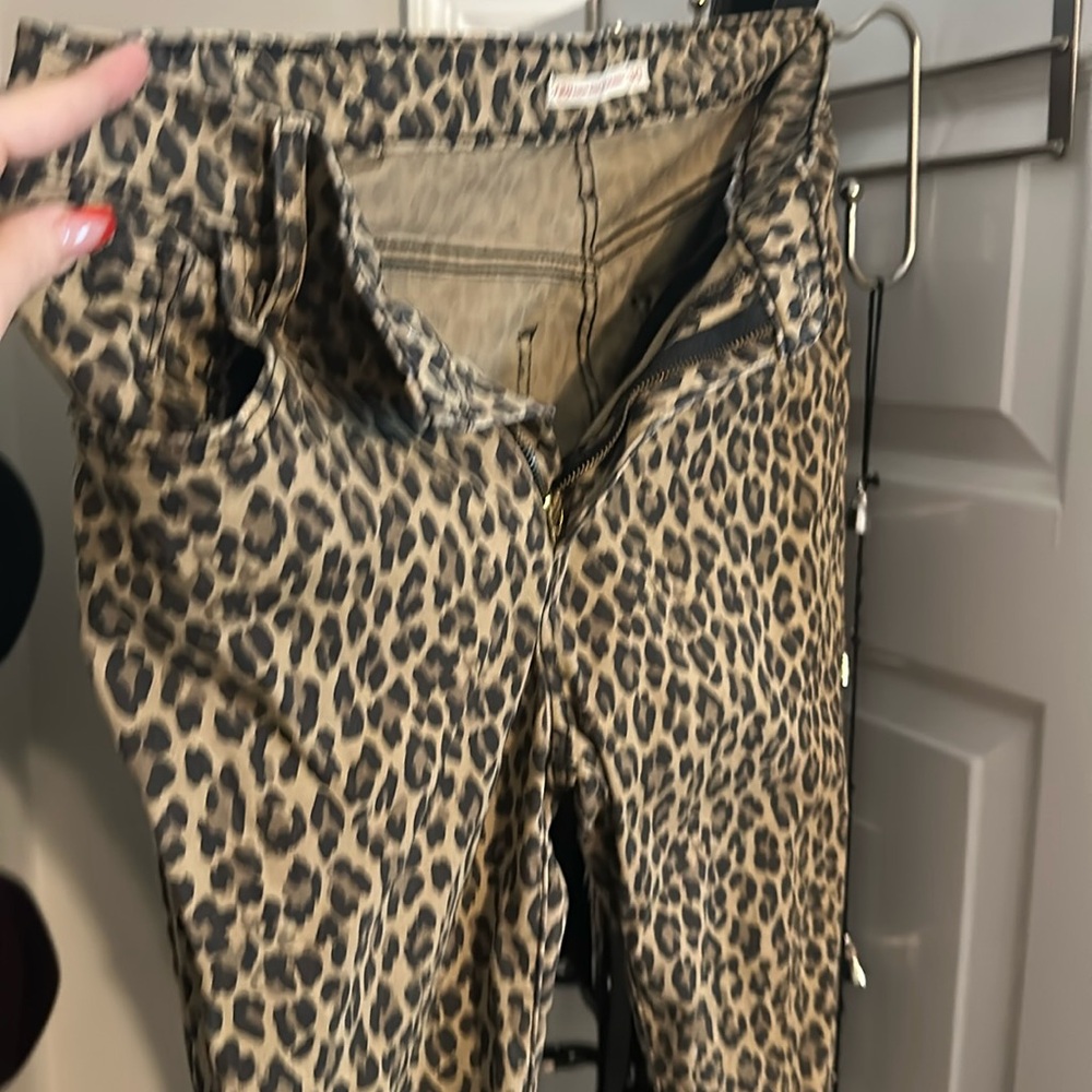 Levi’s 720 High Rise Super Skinny Leopard Stretch Jeans Size 30